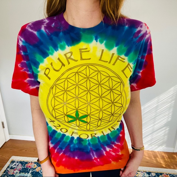 420 Tie- Dyed Graphic T-shirt Size Small - Picture 4 of 8